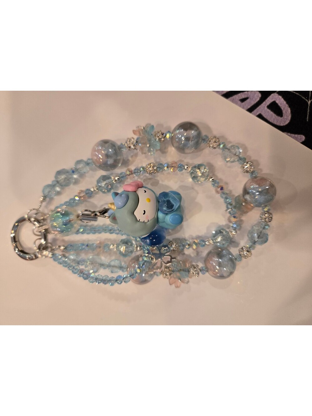 Hello kitty beaded keychain